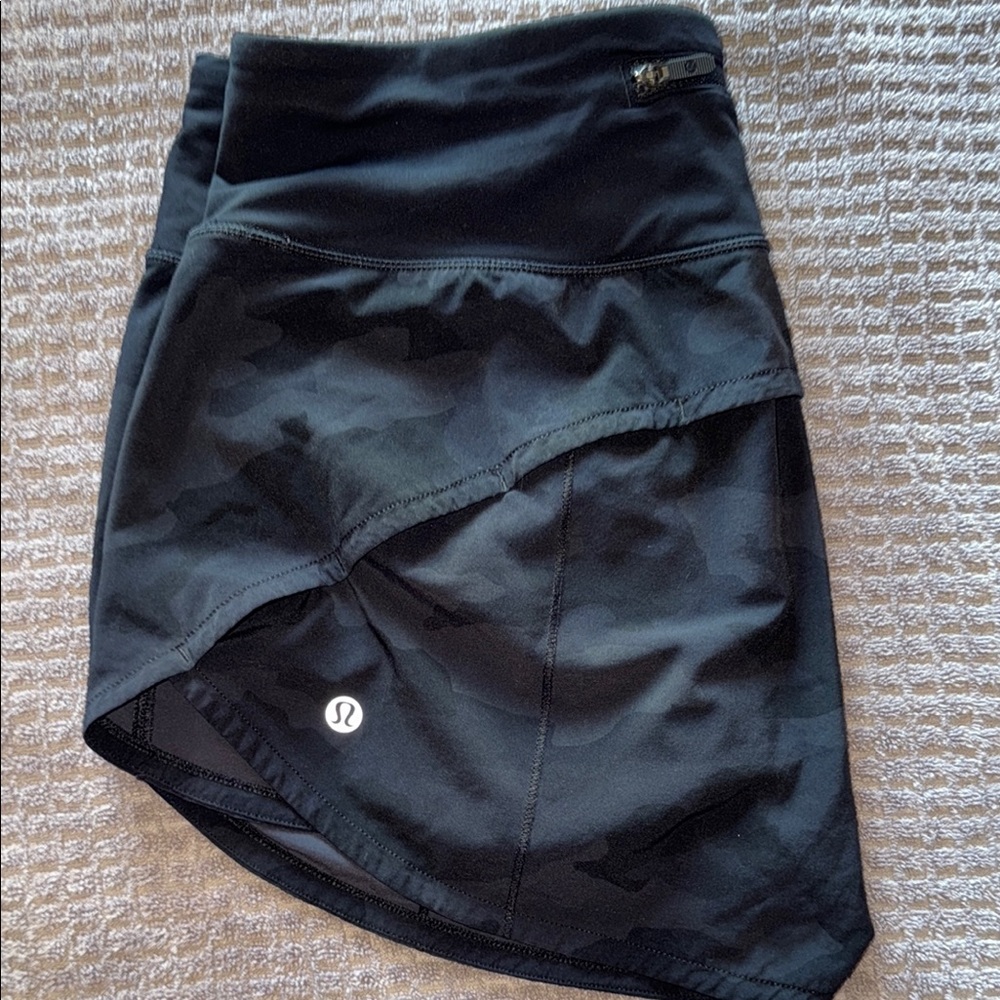 lululemon athletica Black Women's Skirt